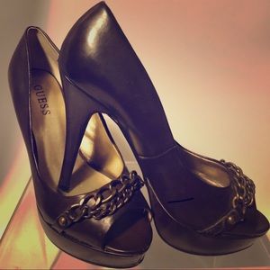 Guess Brown Peep Toe Platform Pumps w/Chain